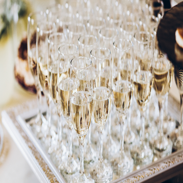 98773807_custom a close up of a glass